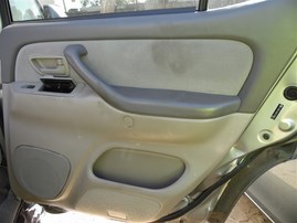 2007 Toyota Sequoia SR5 Silver 4.7L AT 4WD